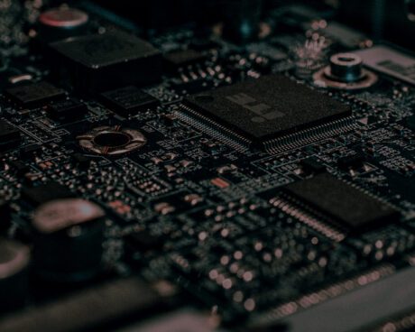 Technology & Telecommunications